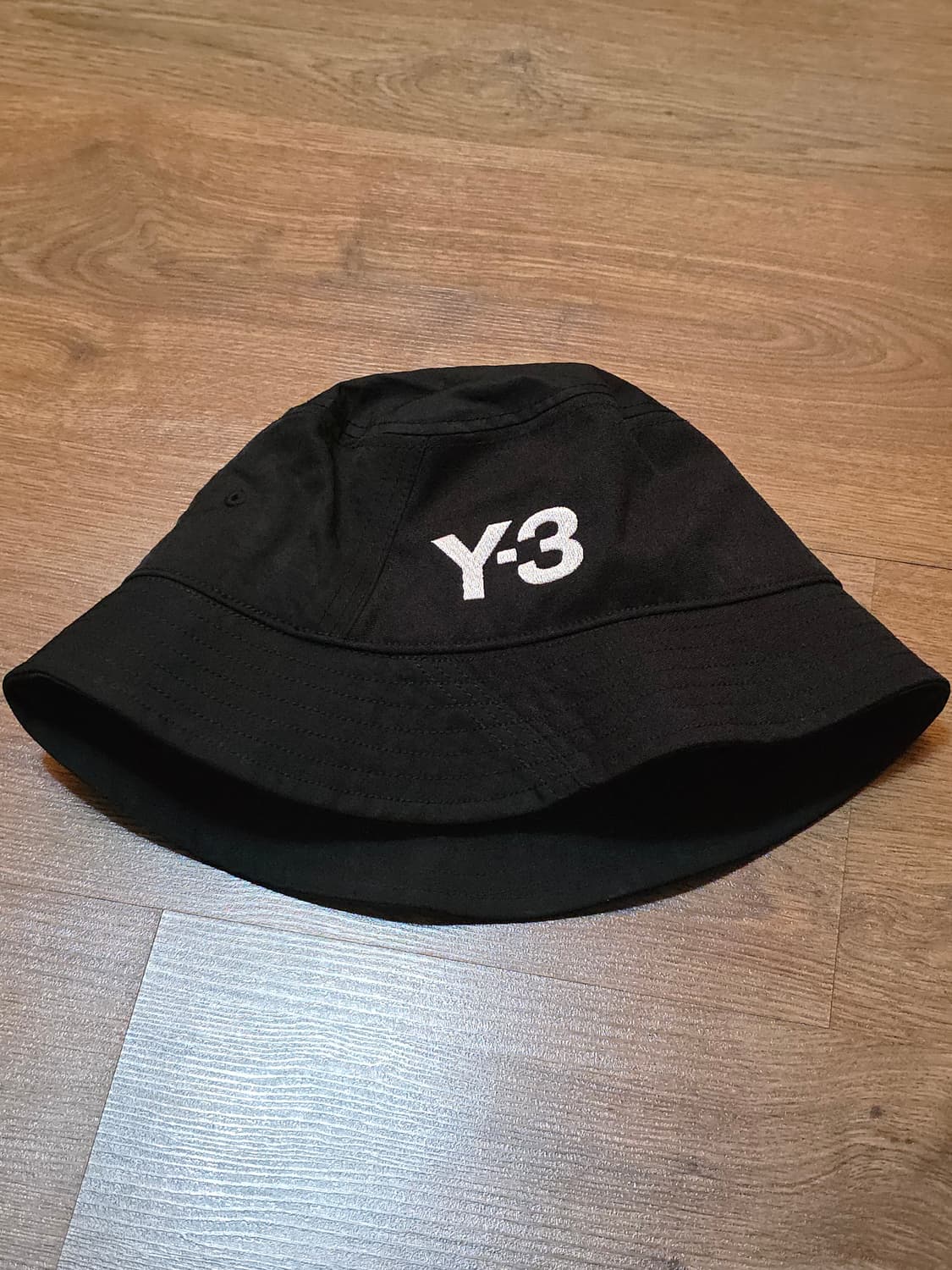 Y3 버킷햇 상품이미지2