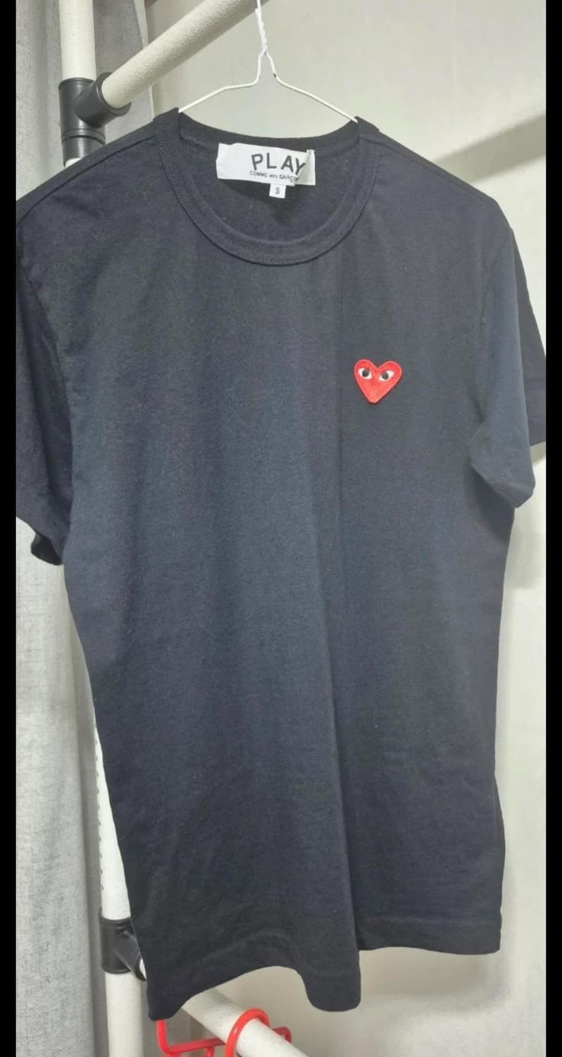 꼼데가르송 반팔(남여공용) s 상품이미지1