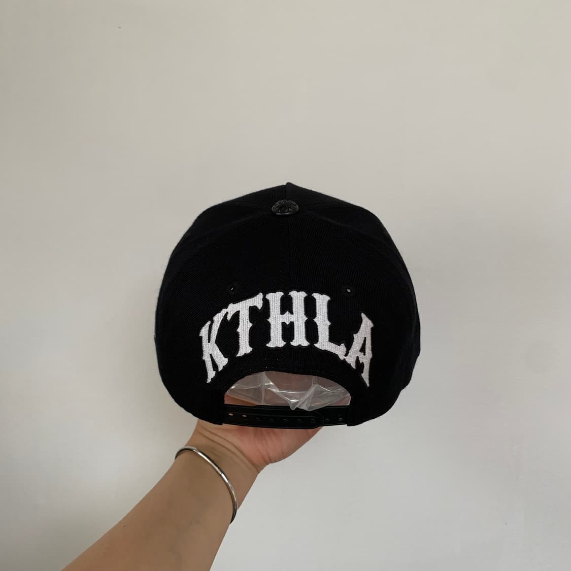 크리스브라운 KILL THE HYPE 킬더하입 LA 업사이드다운 스냅백 상품이미지9