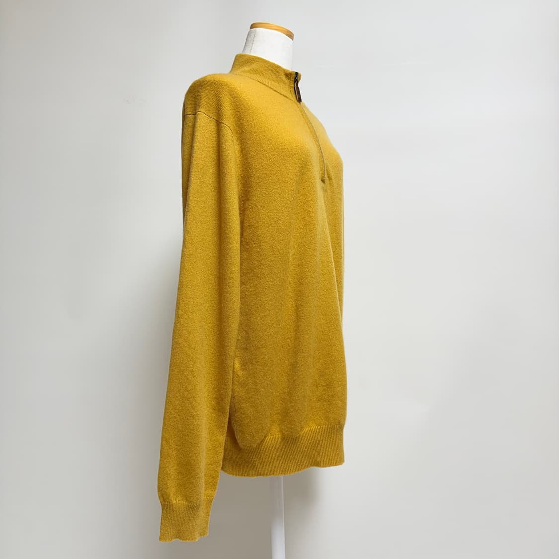 [캐시미어 100%] 유니클로 머스타드 하프넥 반집업 니트 XL 상품이미지2