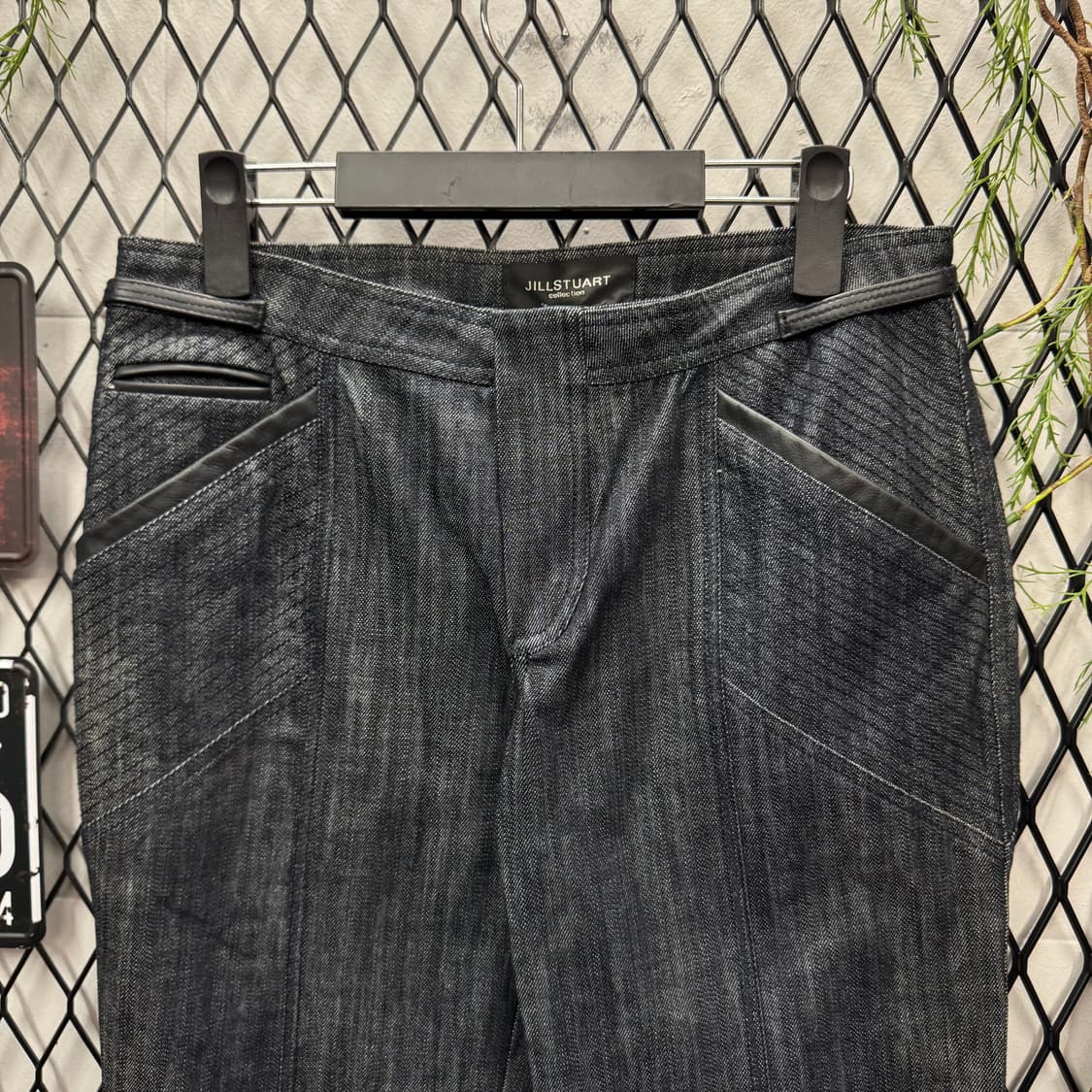 질 스튜어트 데님 팬츠 전면 사선 포켓 포인트 흑청 상품이미지3