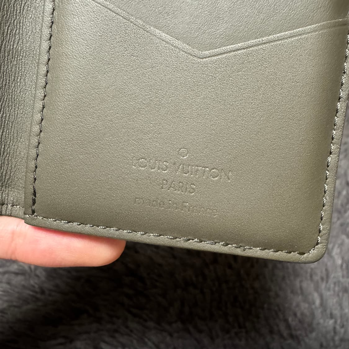 [정품] 루이비통 에어로그램 오거나이저 카키 상품이미지4