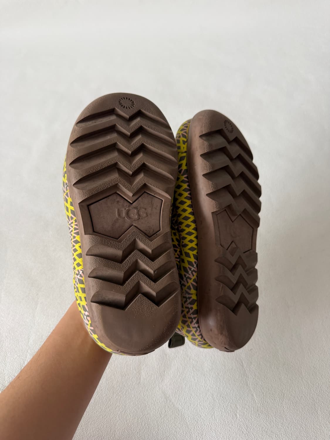 [240]어그(UGG) 다운 패딩 슈즈 상품이미지9