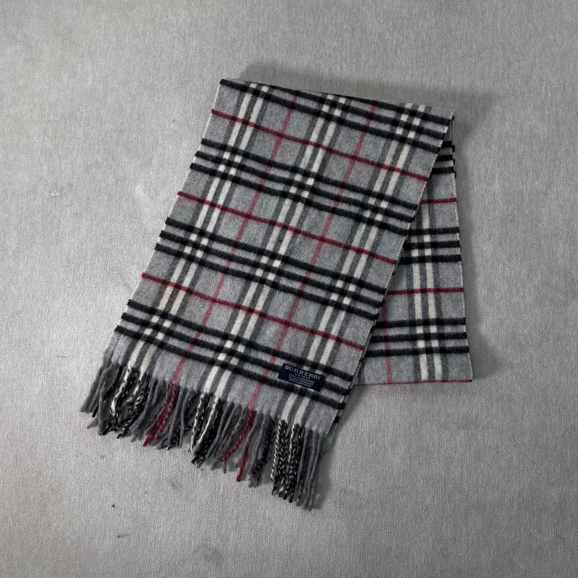 버버리 노바체크 캐시미어 그레이 머플러 상품이미지1