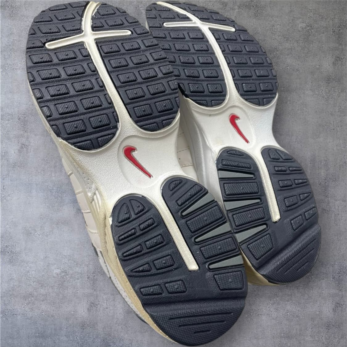 나이키 Nike 네이비 화이트 어드밴티지 레트로 러닝 스니커즈 250 상품이미지7