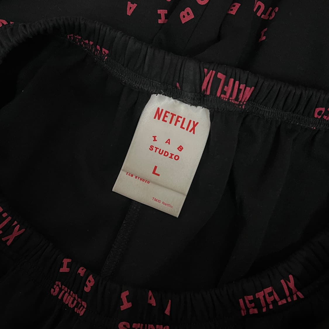 아이앱 스튜디오 x 넷플릭스 파자마 팬츠 L 상품이미지3