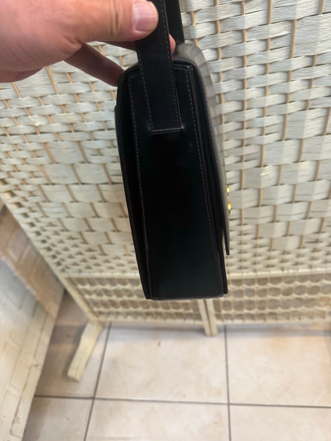 정품 셀린느 트리옹프 탑 크로스백 팝니다 상품이미지5