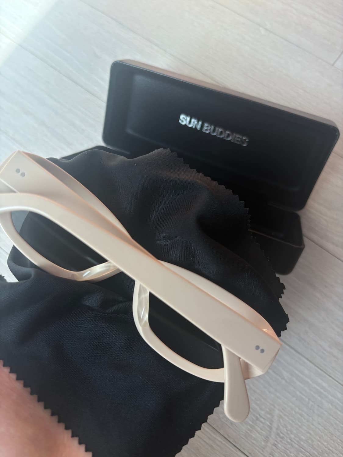 Sun Buddies Miuccia 선글라스 상품이미지5