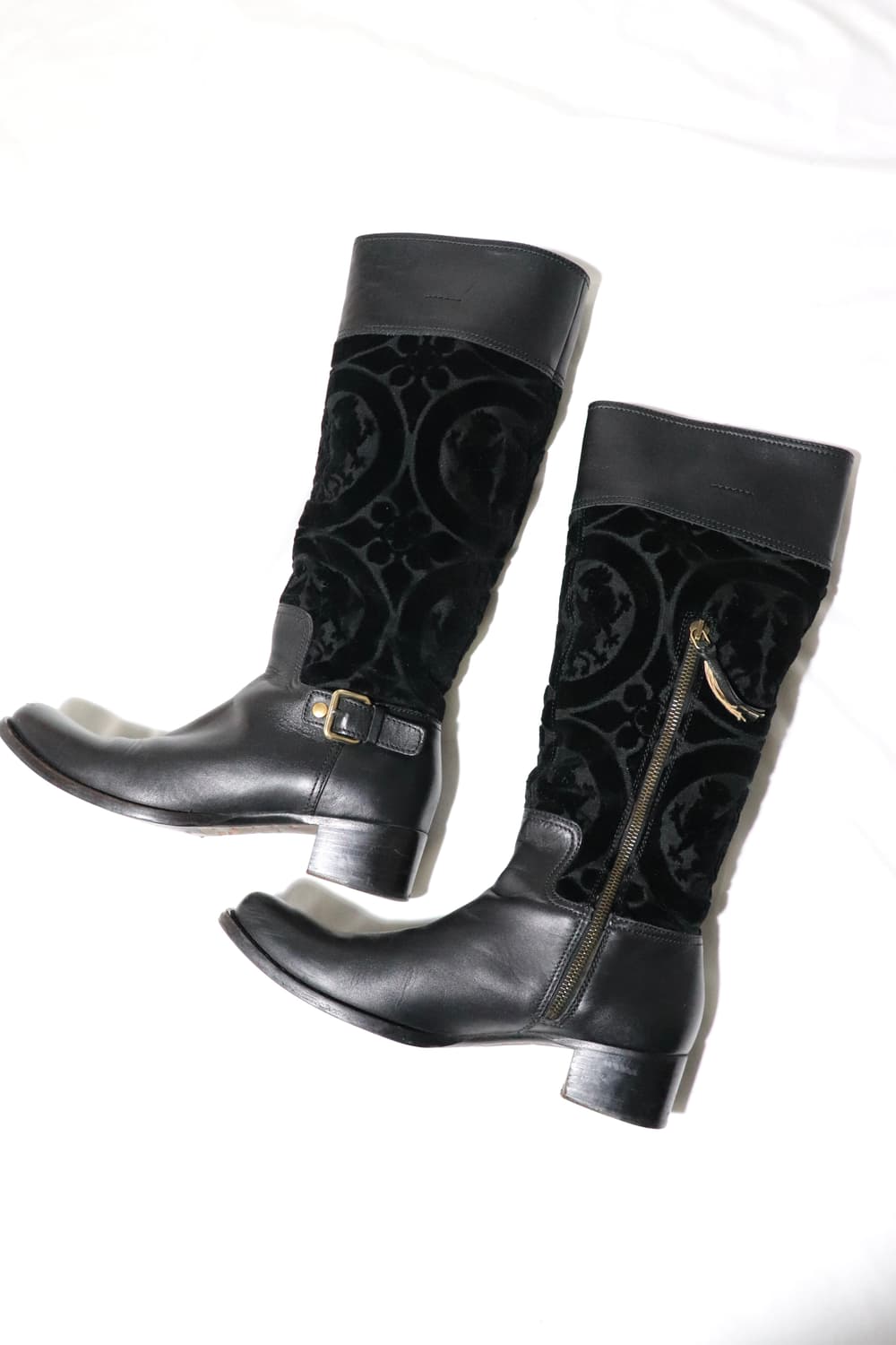 (W)[37] 미우미우 바로크 데보레 벨벳 레더 부츠 상품이미지1