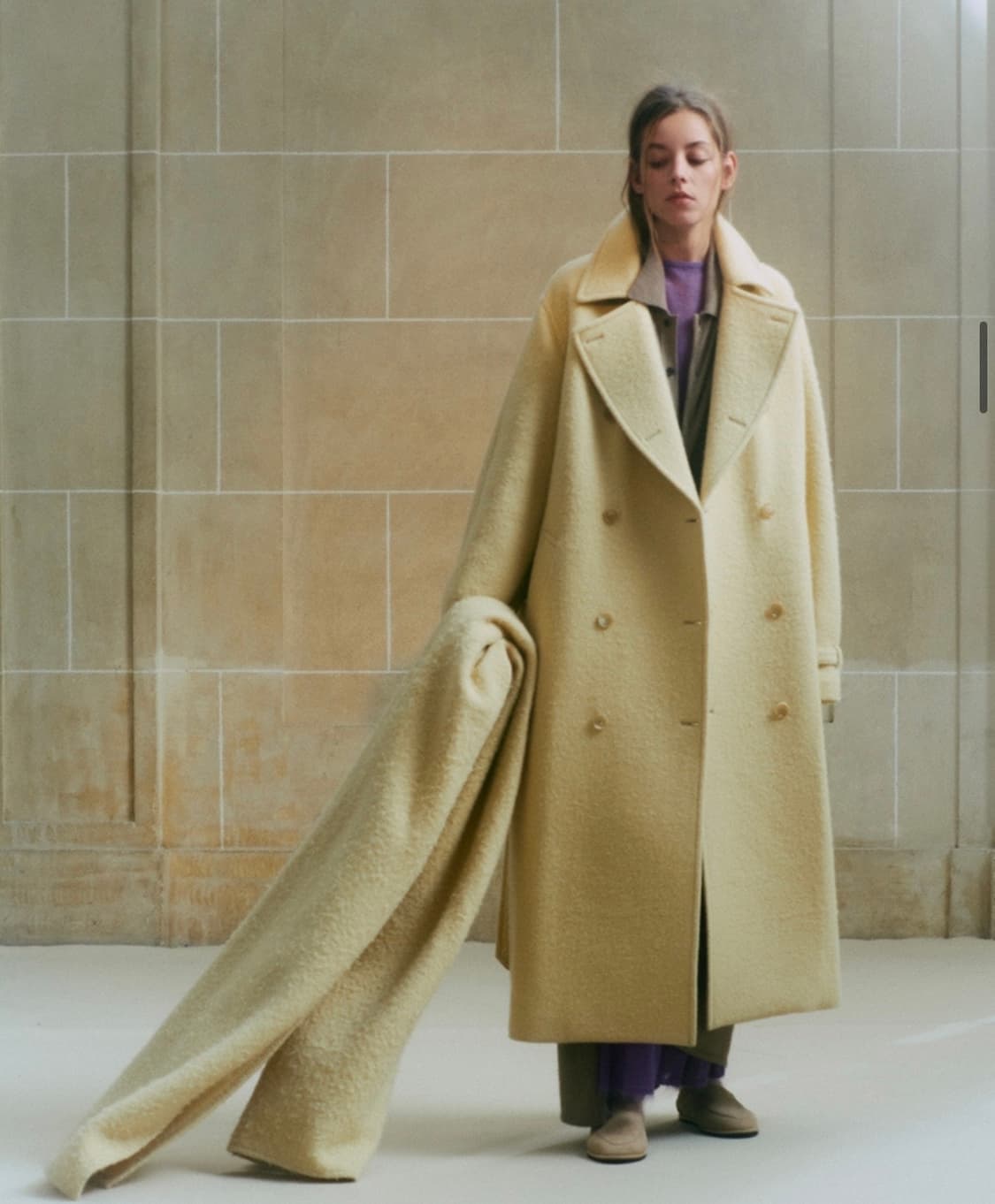 오라리 23FW 브러쉬드 알파카 울 멜튼 트렌치코트 상품이미지10