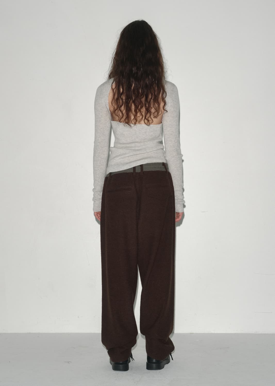 S/e/o RELAXED BOUCLE TROUSERS BROWN 브라운 상품이미지2