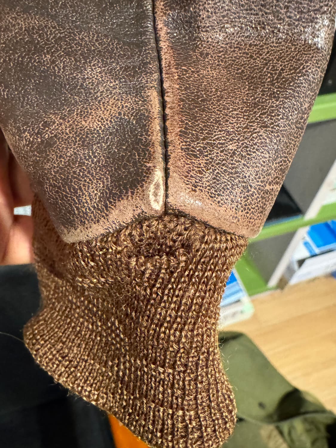 이스트맨 A-2 호스레더 재킷 상품이미지9