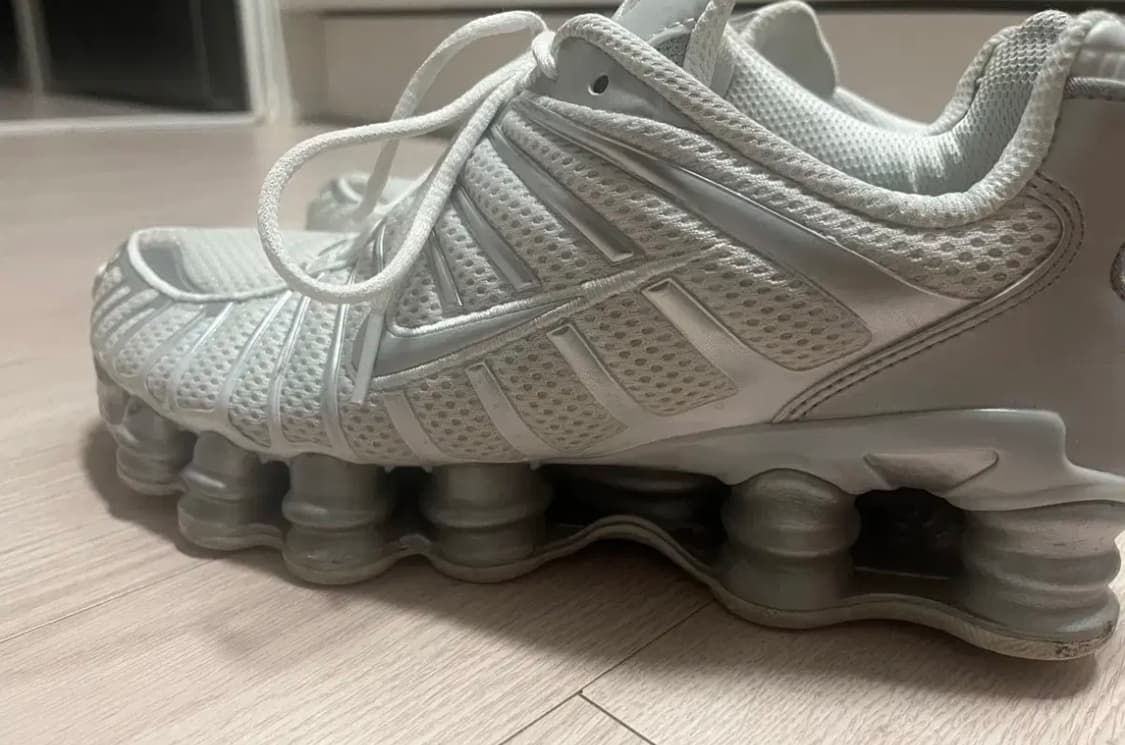 나이키 샥스 TL 메탈릭 실버 나이키 샥스 275 상품이미지3