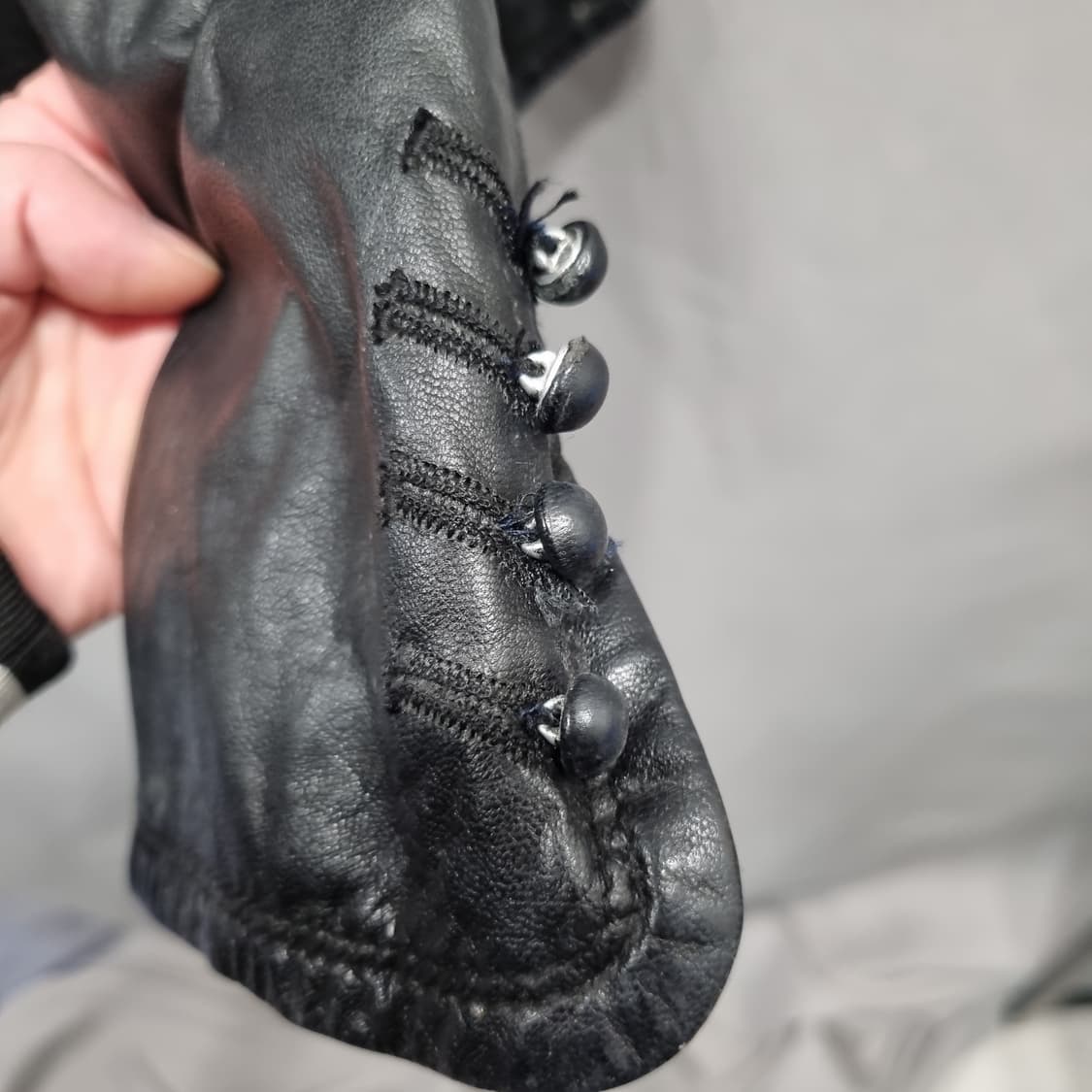 EnC 브랜드의 블랙 양가죽 블레이저 재킷 상품이미지6