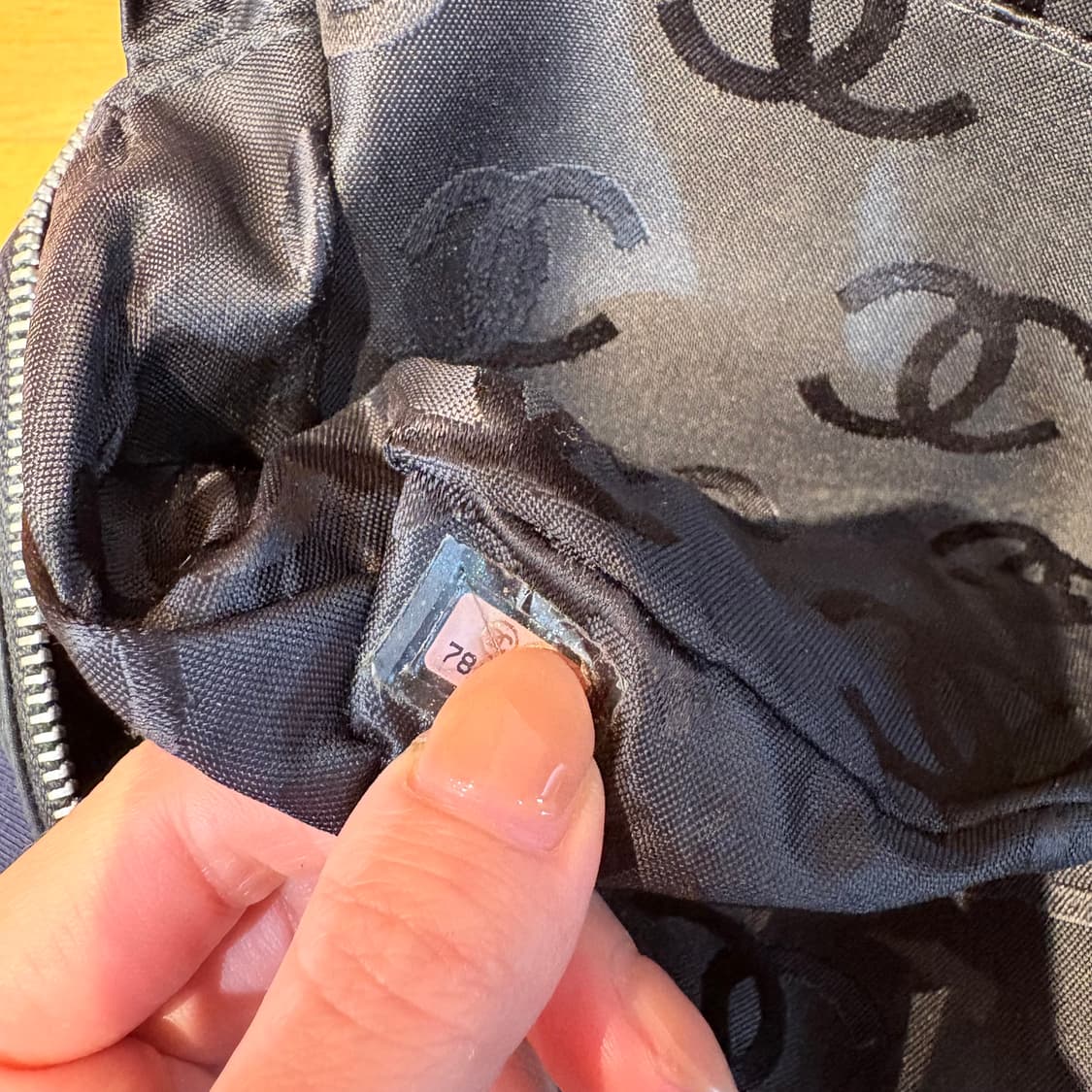 정품 샤넬 클미 클라 포코노 초코바 패브릭 숄더백 상품이미지10