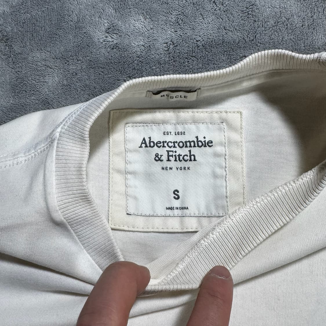 아베크롬비 스몰로고 슬리브 상품이미지5