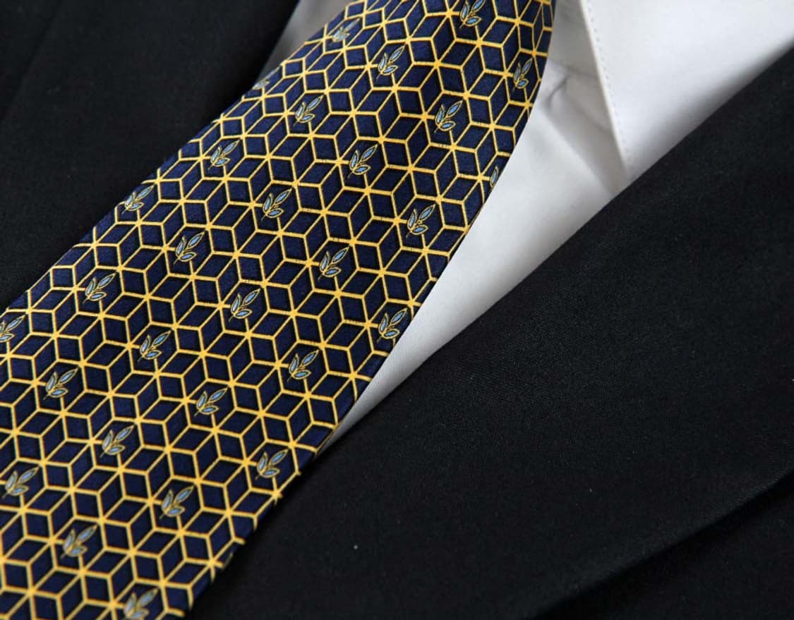 입생로랑 9.3cm A+등급 이태리 남자 명품 넥타이 상품이미지5