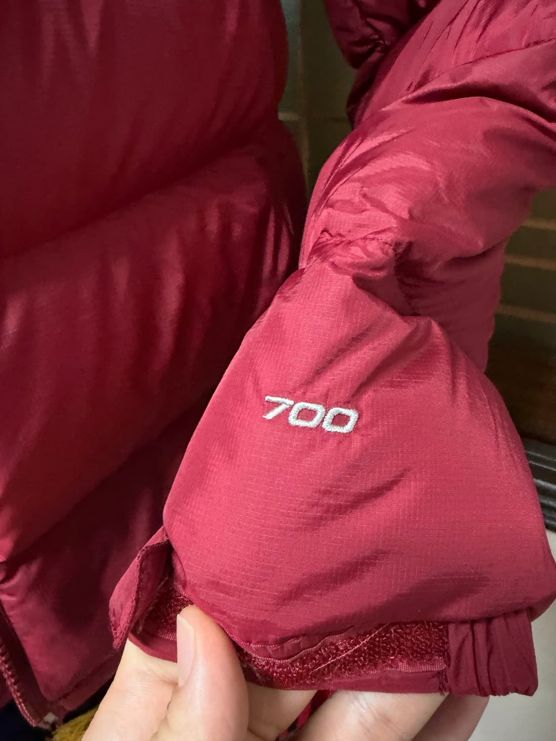 노스페이스 700 눕시 구스다운 패딩 검빨 상품이미지4