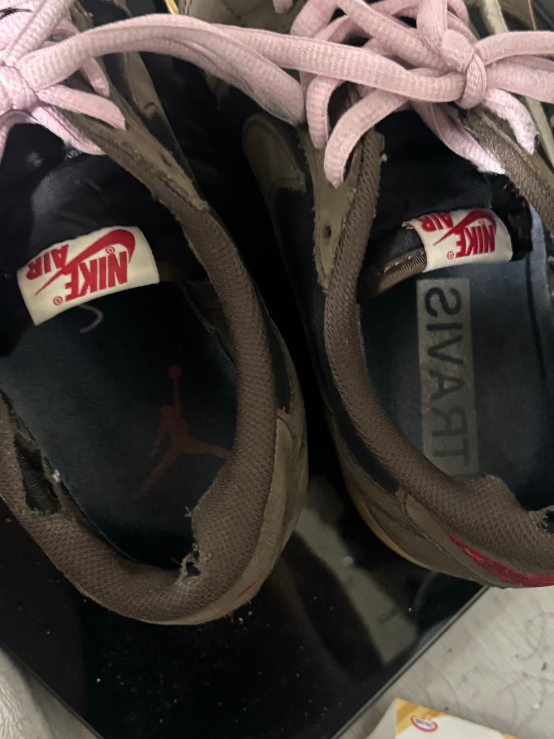 조던 1 x 트래비스 스캇 레트로 로우 OG SP 모카 상품이미지5