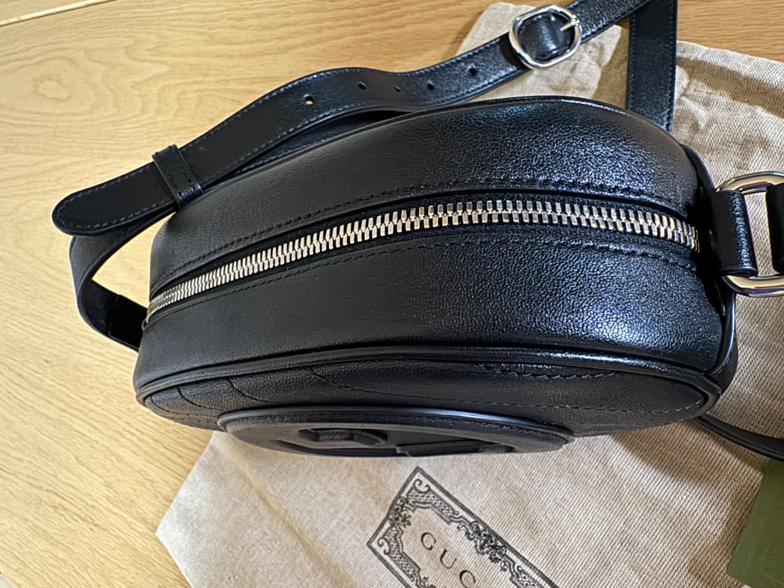 구찌 소호 디스코백 타원형 상품이미지2