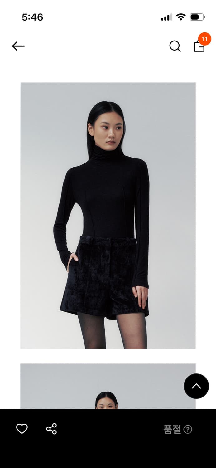 *해외출국으로 판매중단예정* 니브 벨루어 핀턱 하프팬츠 블랙 상품이미지1