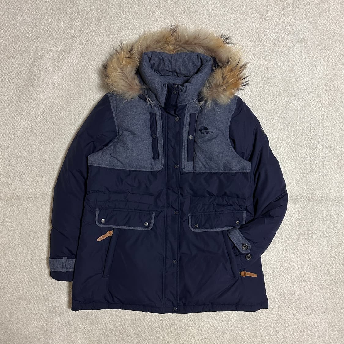 네파 덕다운 패딩 상품이미지1