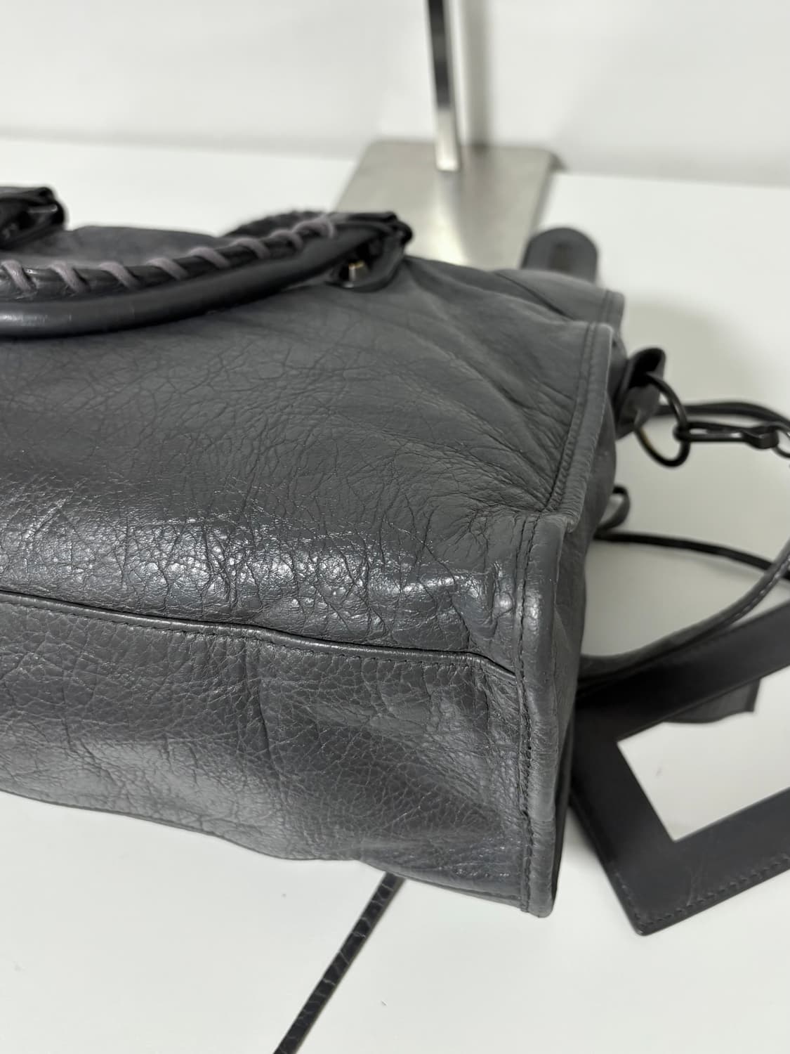 발렌시아가 시티 모터백 그레이 상품이미지7