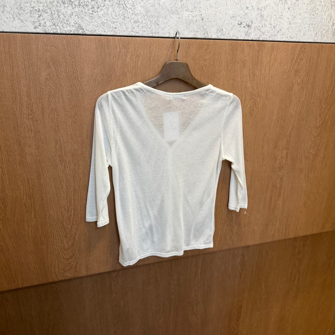꼼사이즘 브이넥 가디건 7부 소매 셔링 디테일 아이보리 상품이미지2