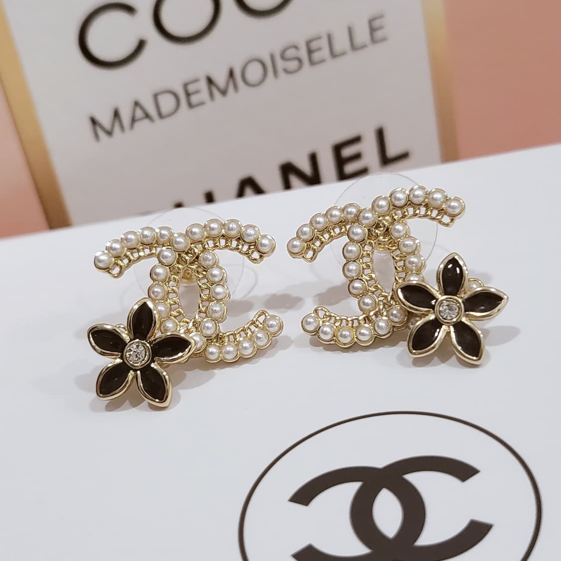 샤넬 귀걸이 cc로고 플라워 포인트 업사이클링 상품이미지1