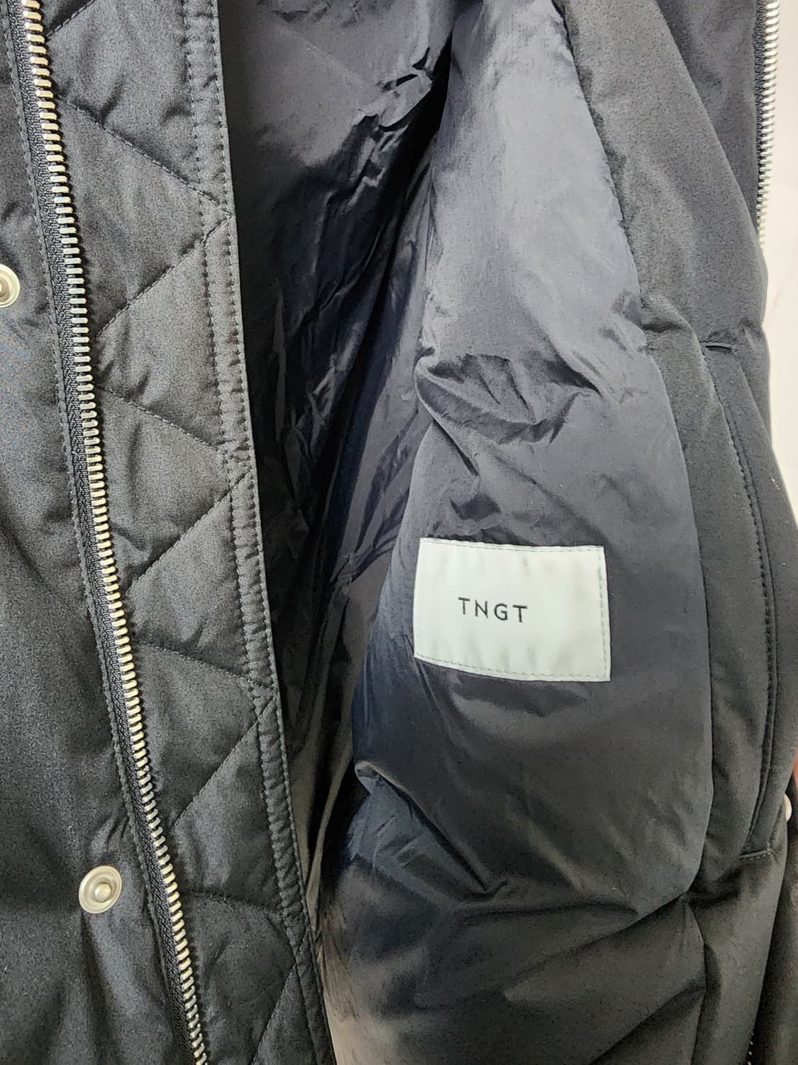 TNGT 블랙 패딩 점퍼 상품이미지8