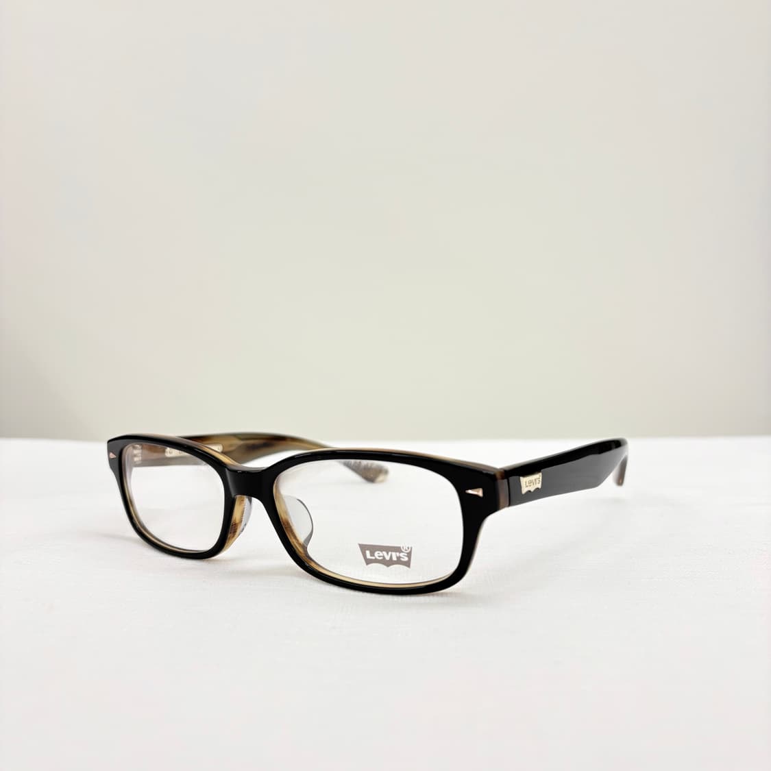 LEVI'S 리바이스 블랙골드 빈티지 뿔테 상품이미지2
