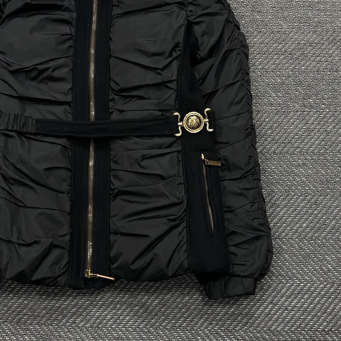 로베르토 카발리 블랙 패딩 자켓 v0410 상품이미지4