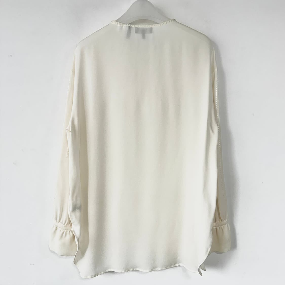 띠어리 실크 벨 커프 블라우스 상품이미지6