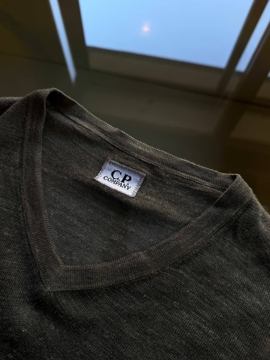 CP 컴퍼니 브이넥 니트 슬림100 상품이미지7