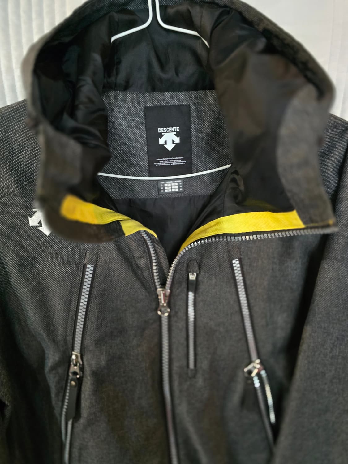 데상트 자켓  상품이미지1