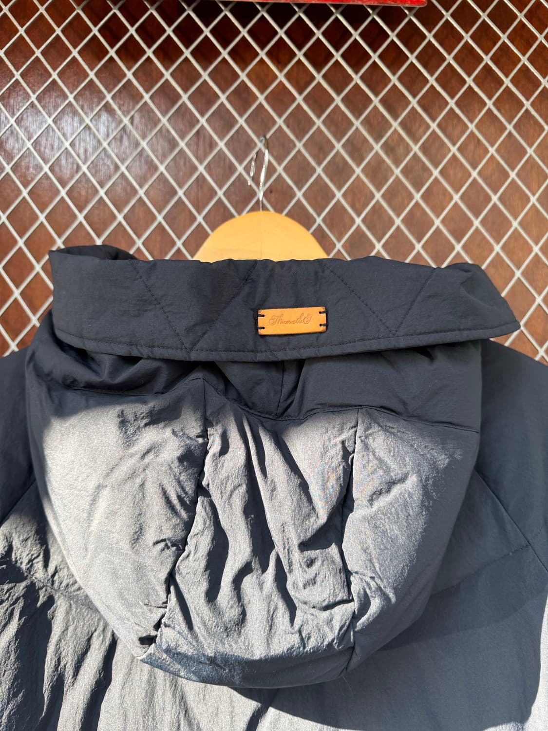 써스데이아일랜드 네이비 자수 덕다운 롱 패딩 S 상품이미지7