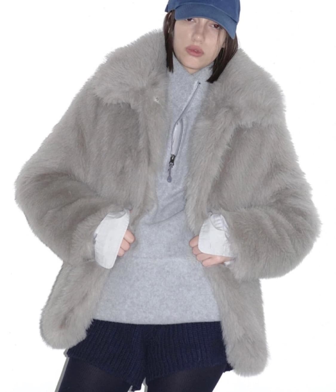 [Hwi] Fog Fur Jacket 휘 퍼자켓 라이트 그레이 상품이미지1
