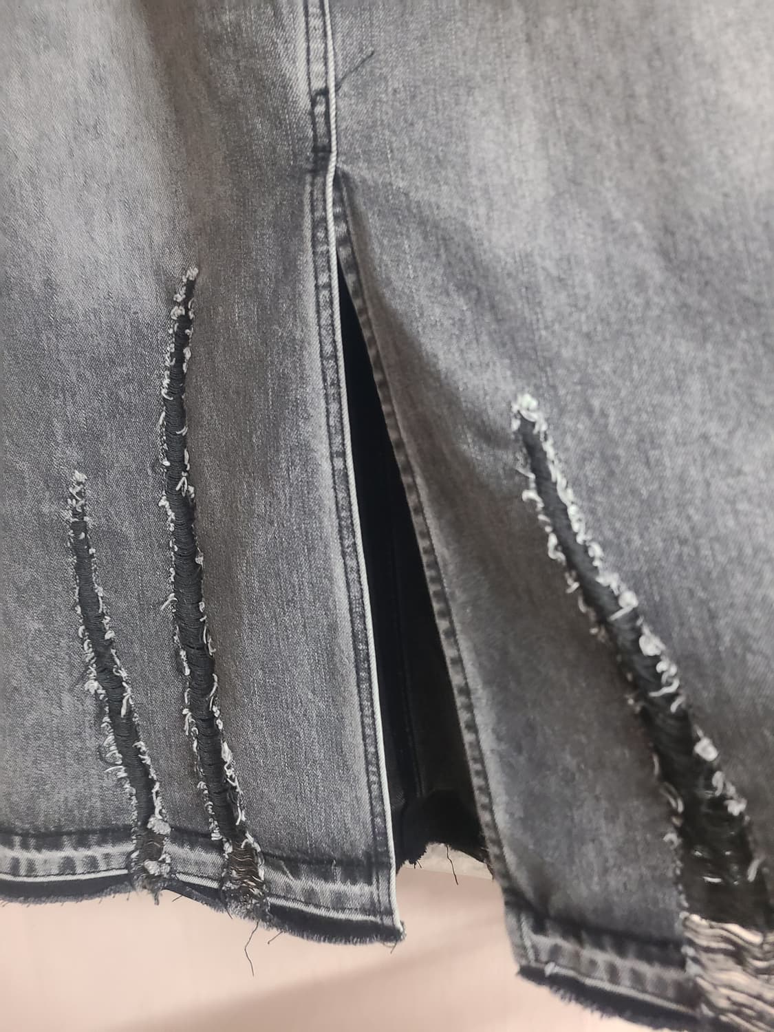 피플오브더월드 흑청 데미지 스커트(77) 상품이미지6