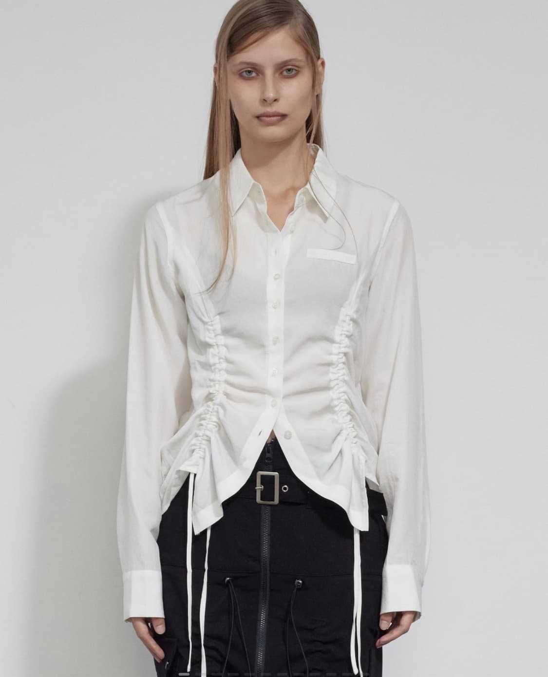 보헤미안서울 보헴서 프린세스 라인 셔링 셔츠 상품이미지1