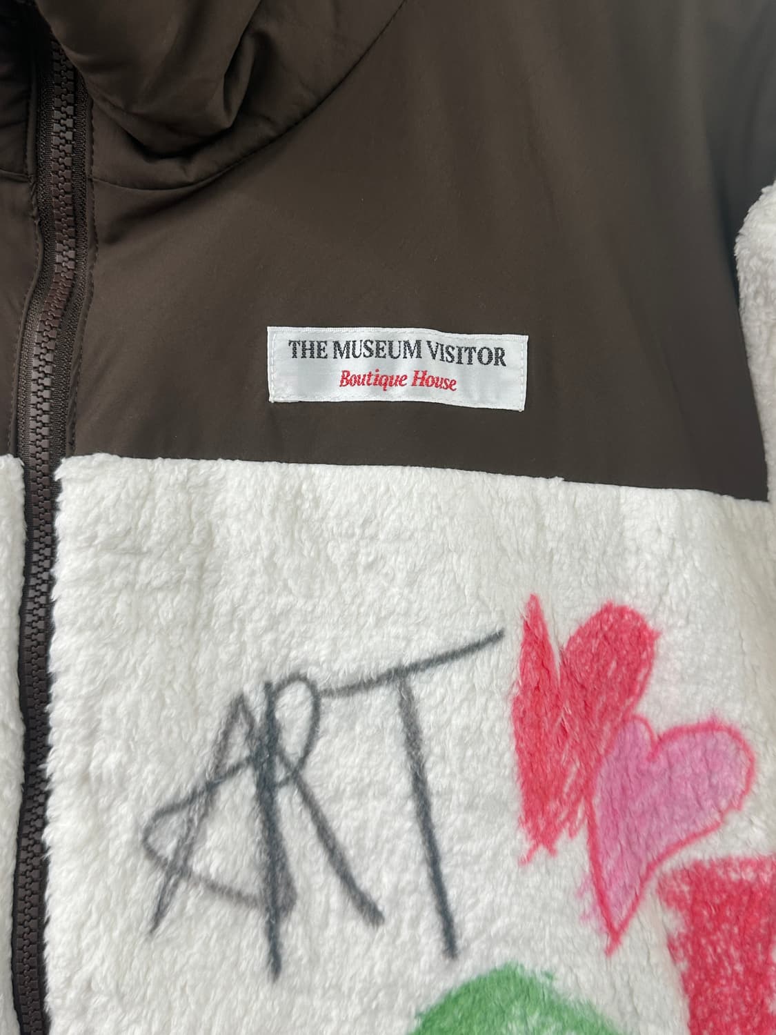 더뮤지엄비지터 크래용아트 프린팅 크롭패딩 S 상품이미지2