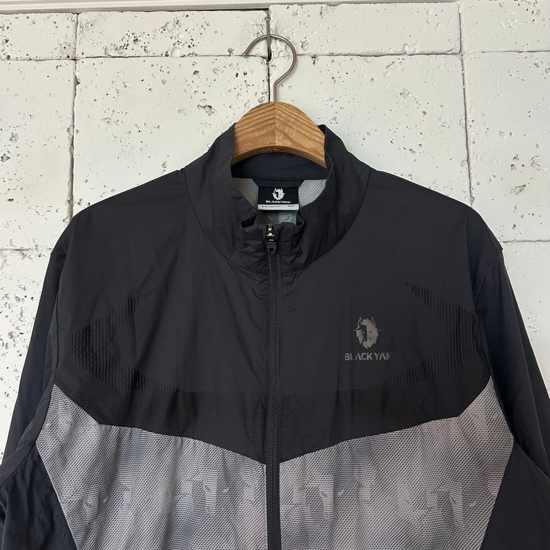 105 블랙야크 초 경량 바람막이 상품이미지2