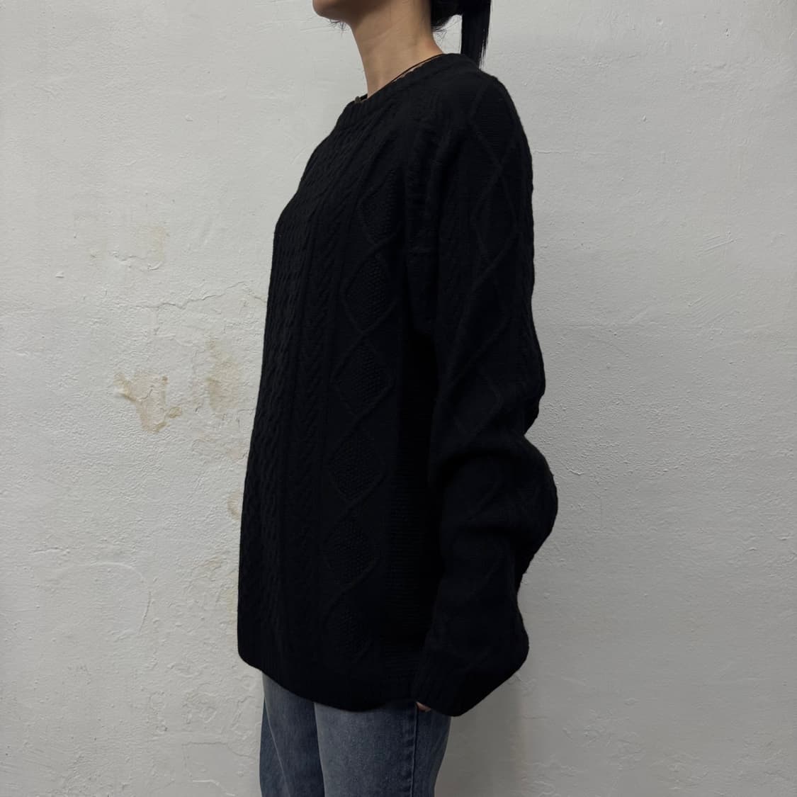 빔즈(BEAMS) 블랙컬러 울 나일론 혼방 루즈 피셔맨 니트 상품이미지2