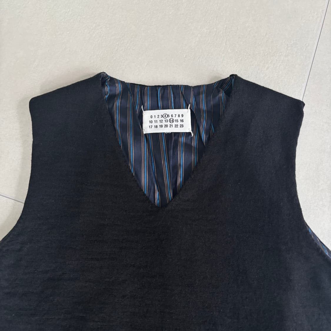 마르지엘라 디스트로이드 니트 베스트 상품이미지3