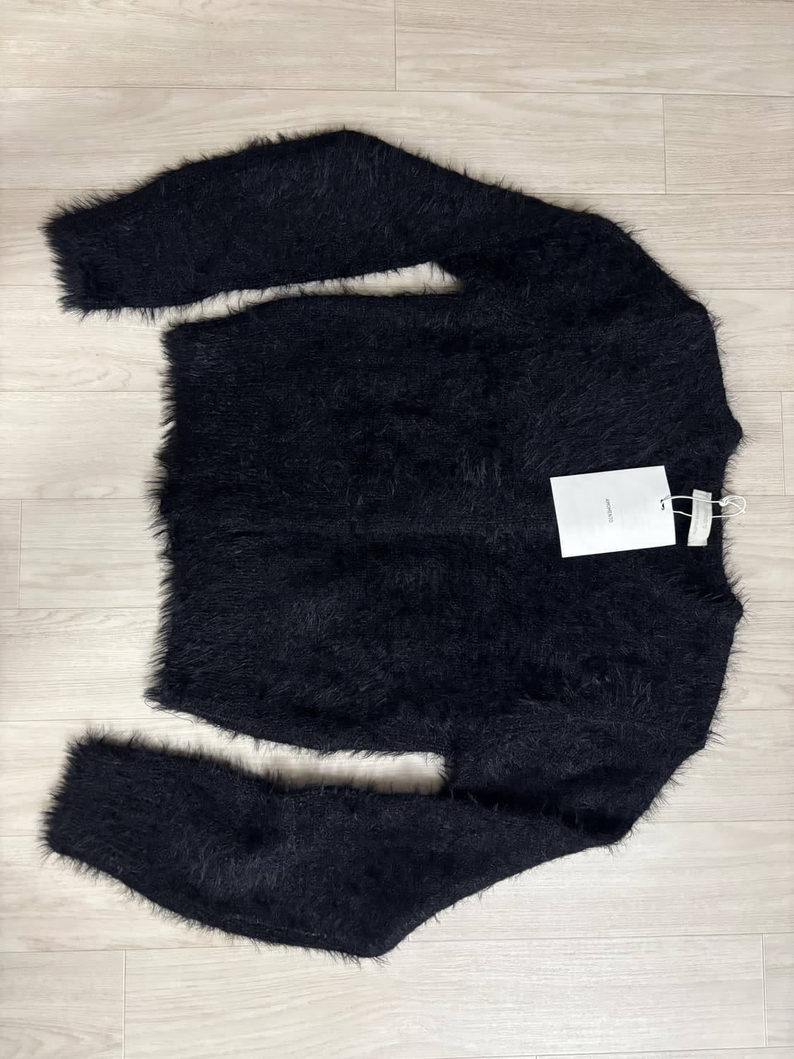 SHAGGY CROPPED CARDIGAN_BLACK(새상품) 상품이미지3