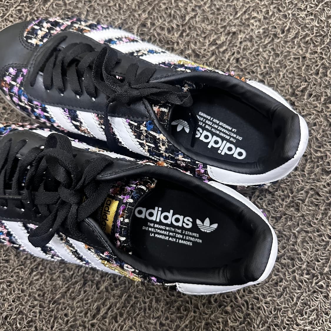 아디다스 여성 가젤 트위드 스니커즈 블랙 235 상품이미지2