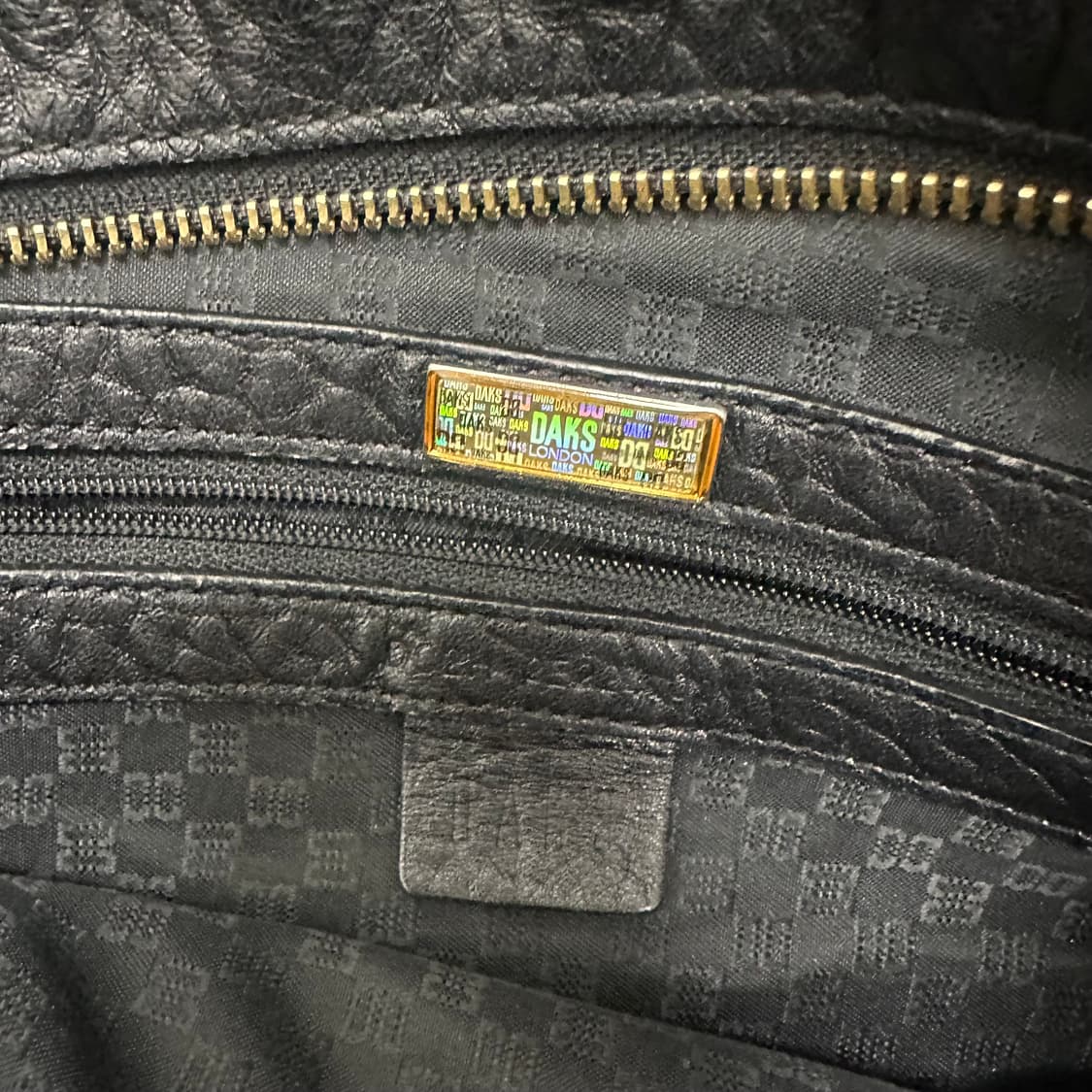 DAKS 닥스 빅로고 여성 크로스백 숄더백 가방 블랙 상품이미지9