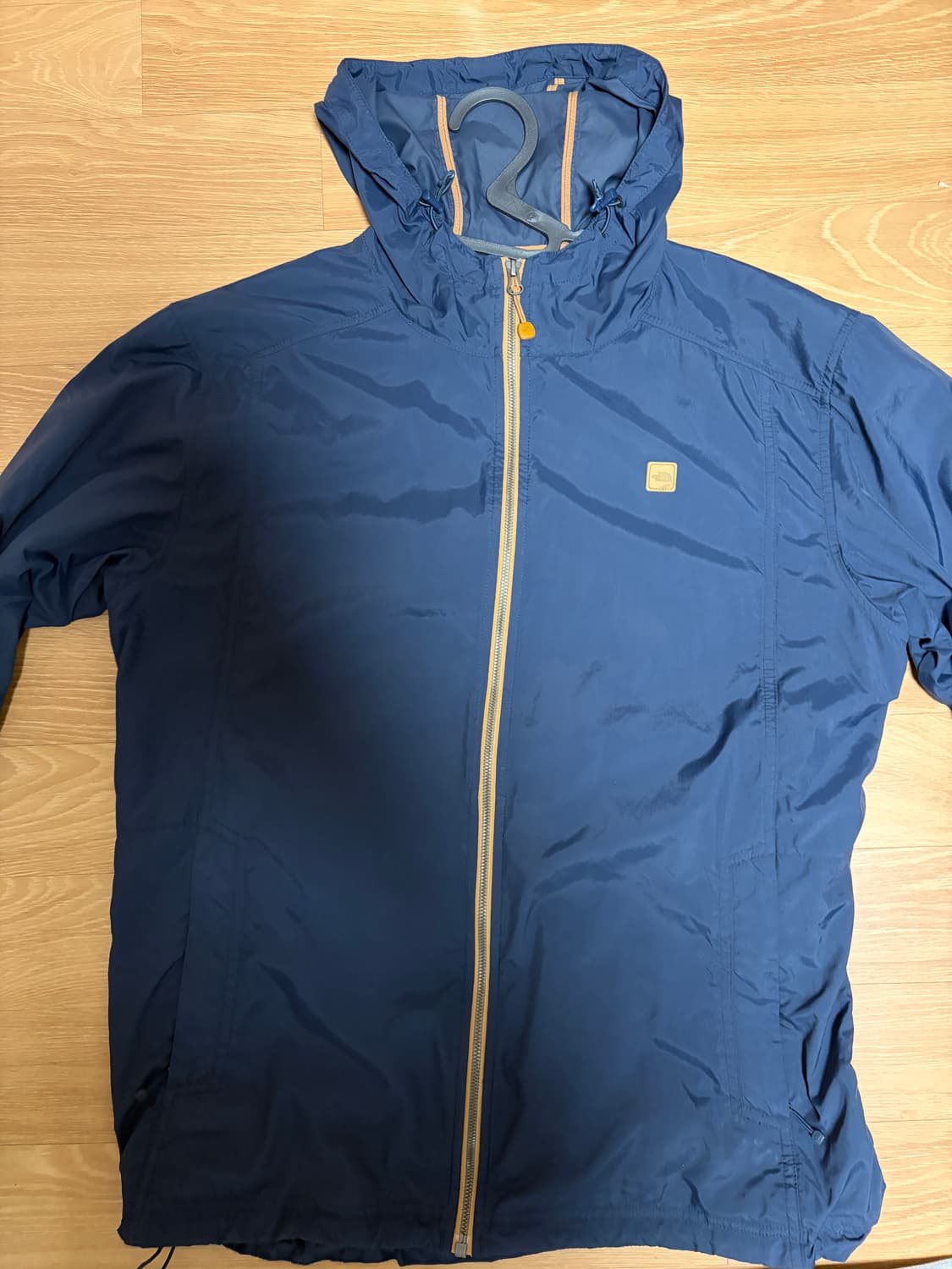 노스페이스 바람막이 상품이미지1