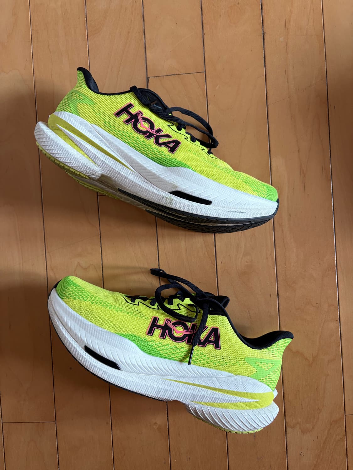 호카 MACH X 3 WIDE 270사이즈 상품이미지2