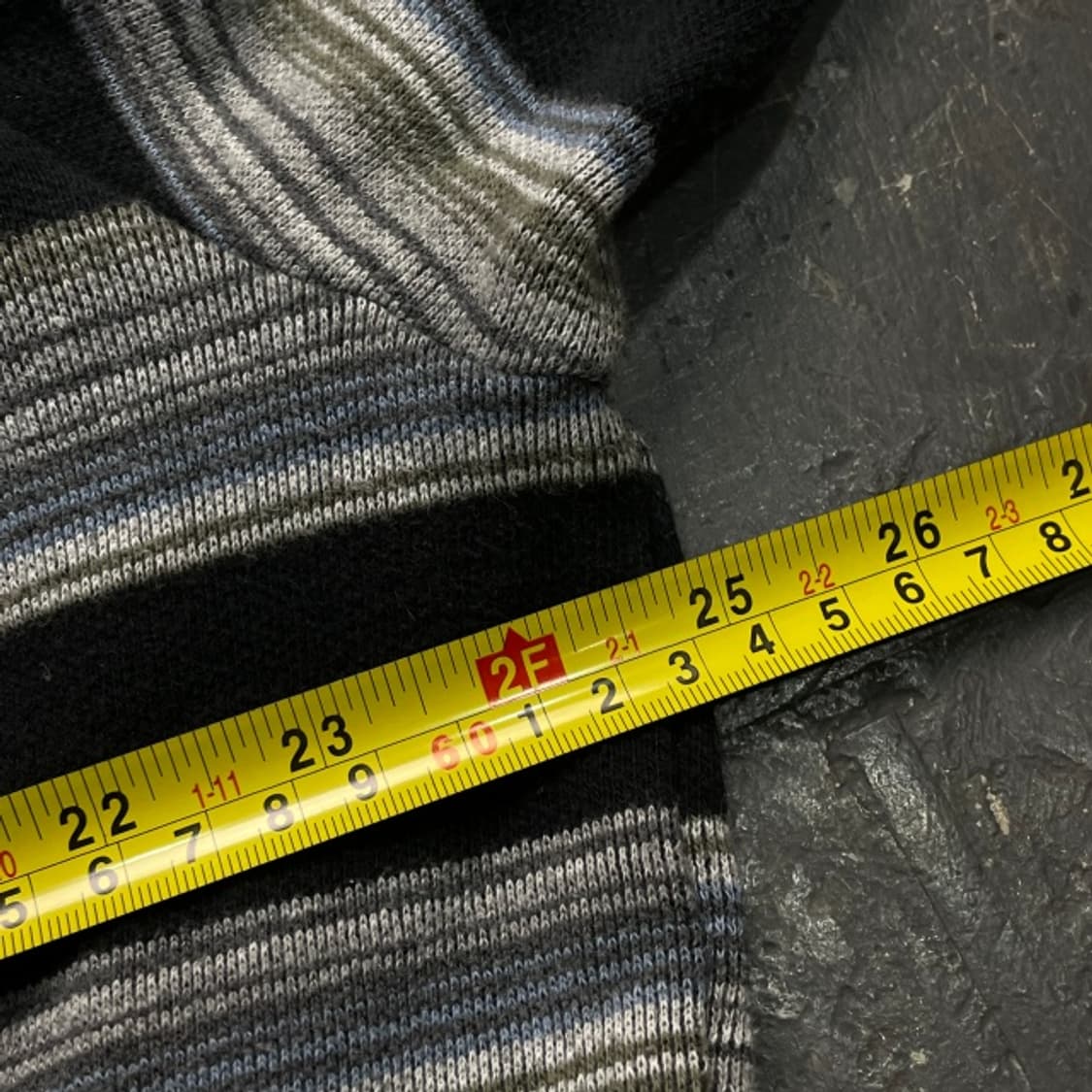 100 스컬프터 크롭 니트 상품이미지6