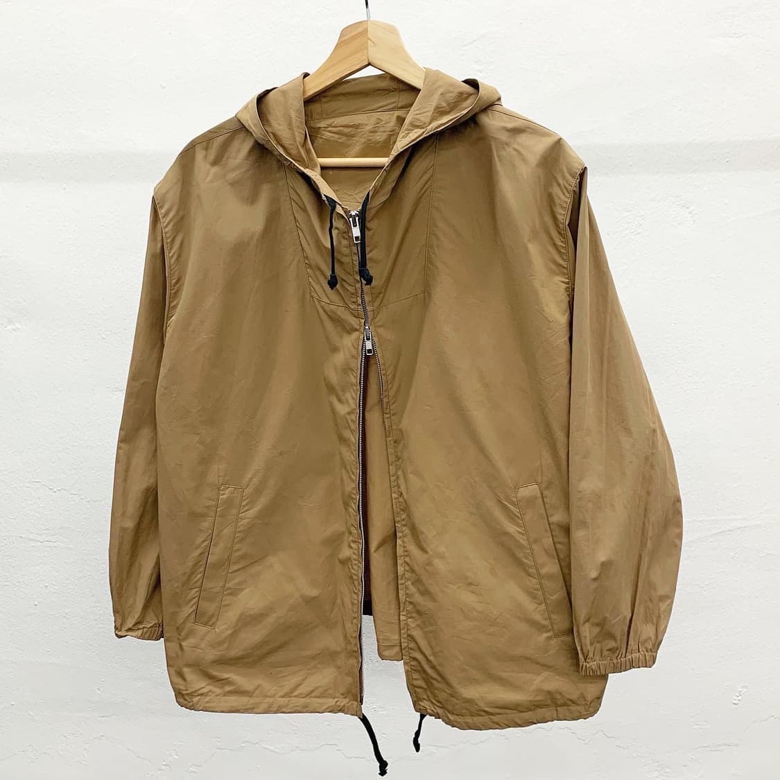 마가렛호웰 베이지 2WAY 코튼 후드 자켓 상품이미지1